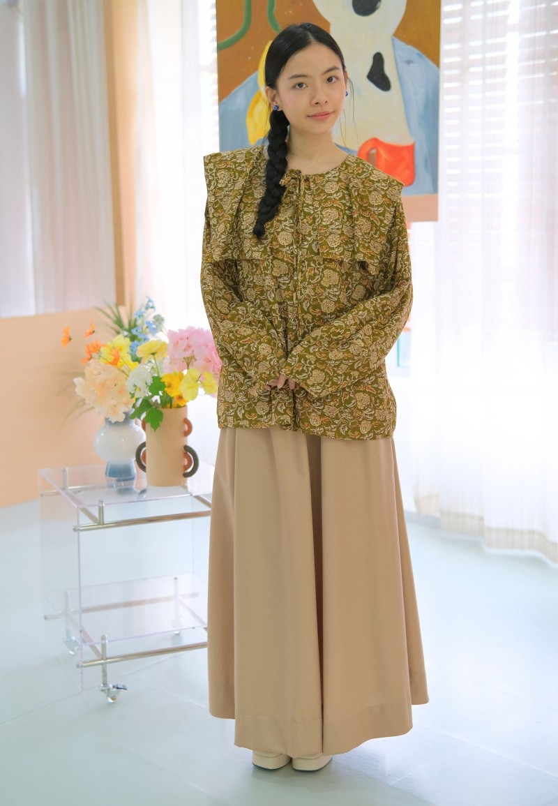 NISSY BLOUSE IN OLIVE BROWN