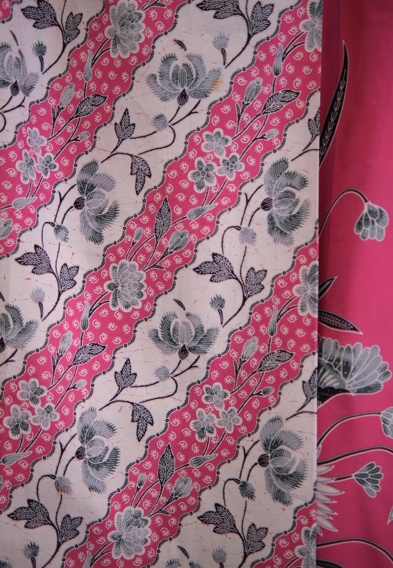 LIRA BATIK SKIRT IN BEETROOT PURPLE