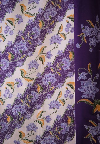 LIRA BATIK SKIRT IN DARK VIOLET