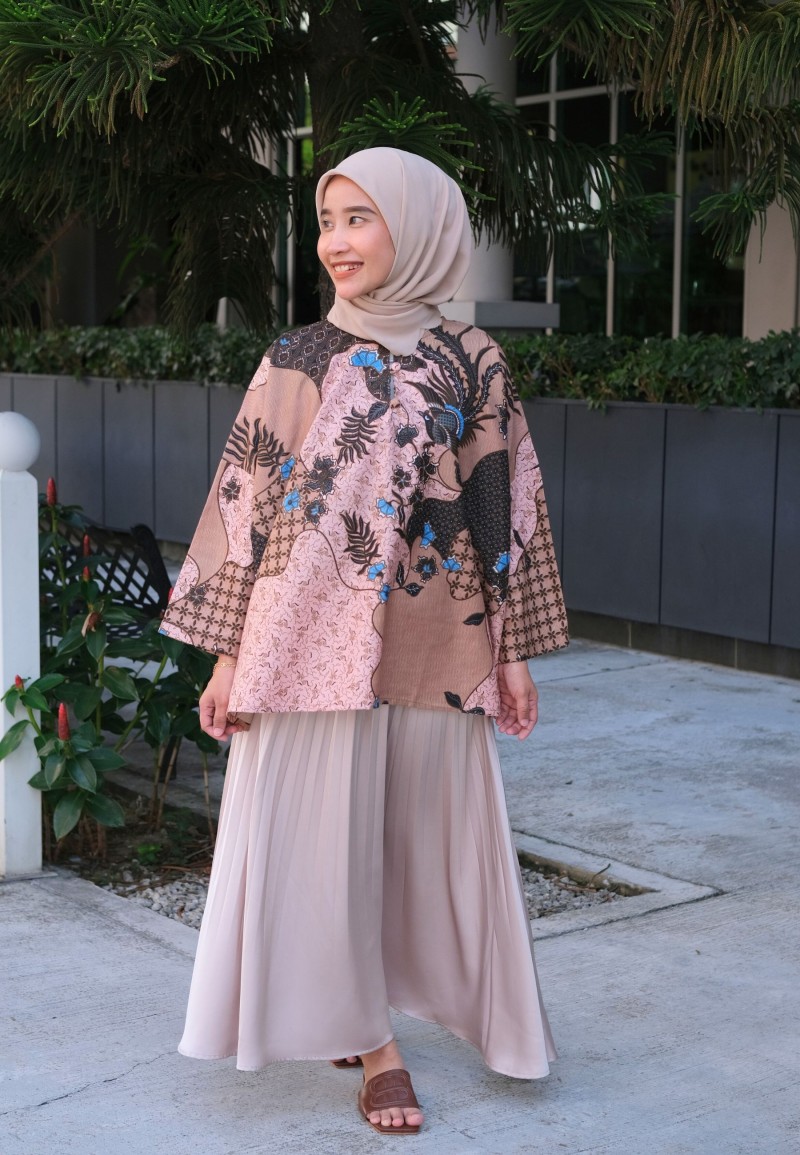 JOYCE BLOUSE BATIK IN PINKY NUDE