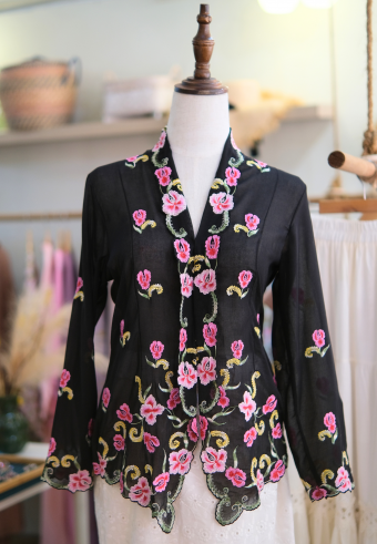LEIA KEBAYA TOP 6.0 BLACK FLOWER
