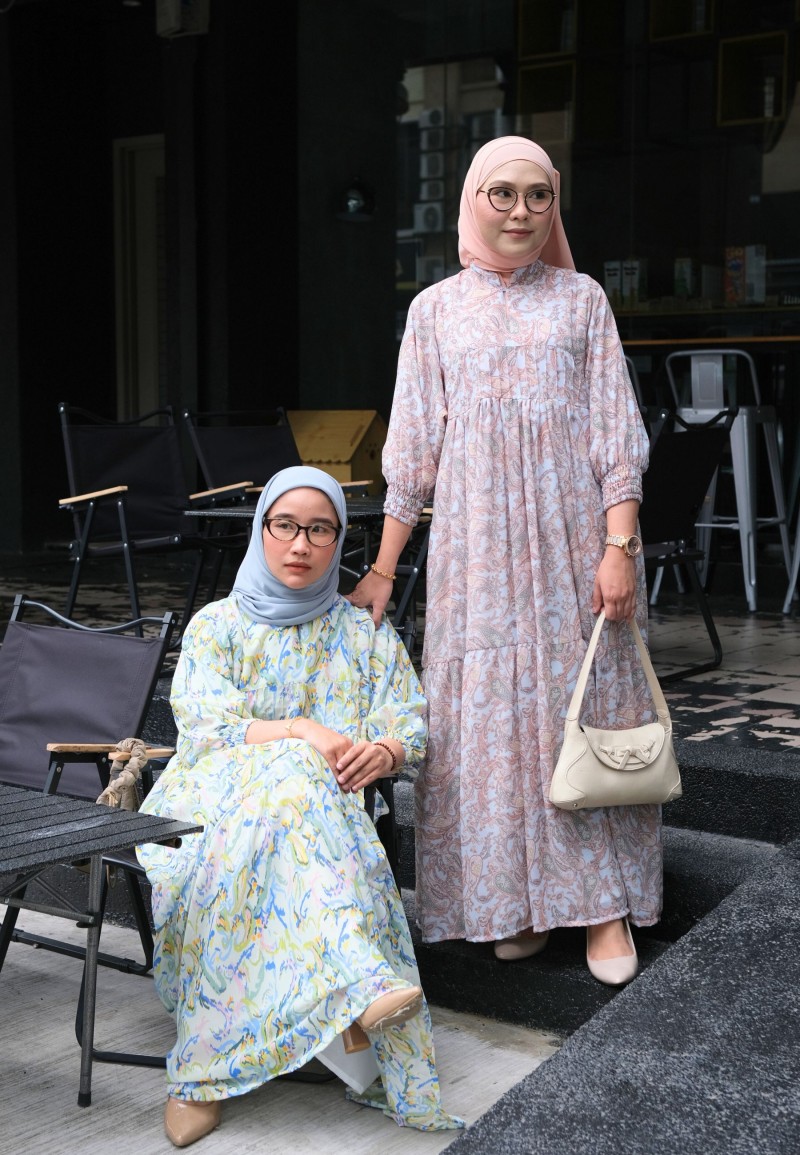 DOVE LONG DRESS IN EAST BAY
