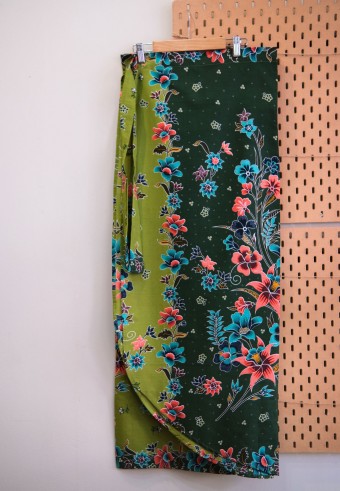 FLORA PAREO BATIK IN FOREST