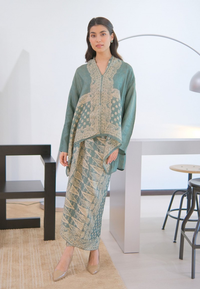 MAYRA KEBAYA SET IN SHAMROCK