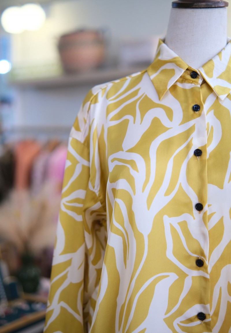 LUXE BLOUSE IN LEMON TART