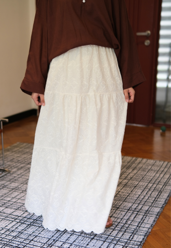 LYNN LACE SKIRT IN COTTON