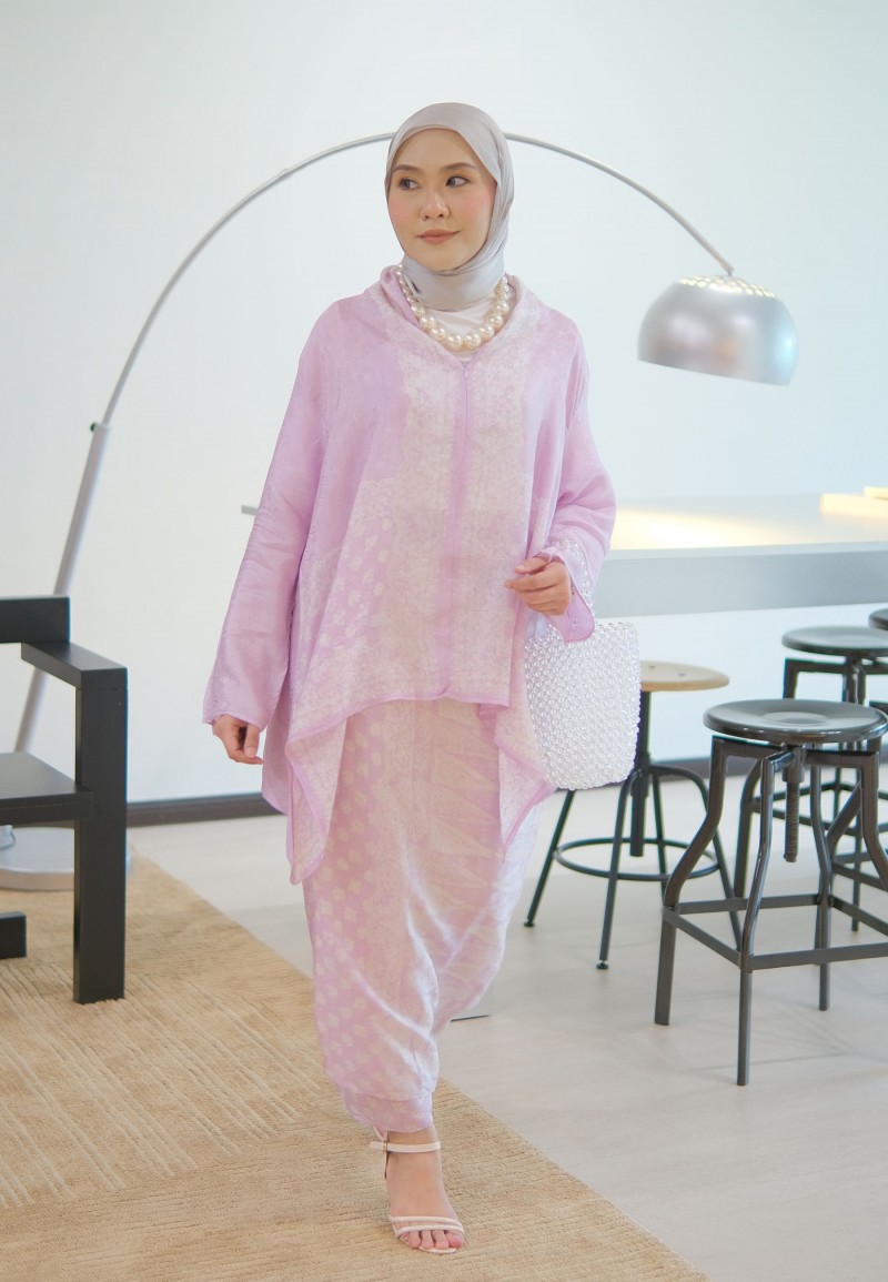MAYRA KEBAYA SET IN THISTLE