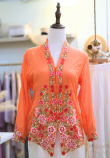 NINA KEBAYA BUTTON TOP 5.0 IN SALAMENDER