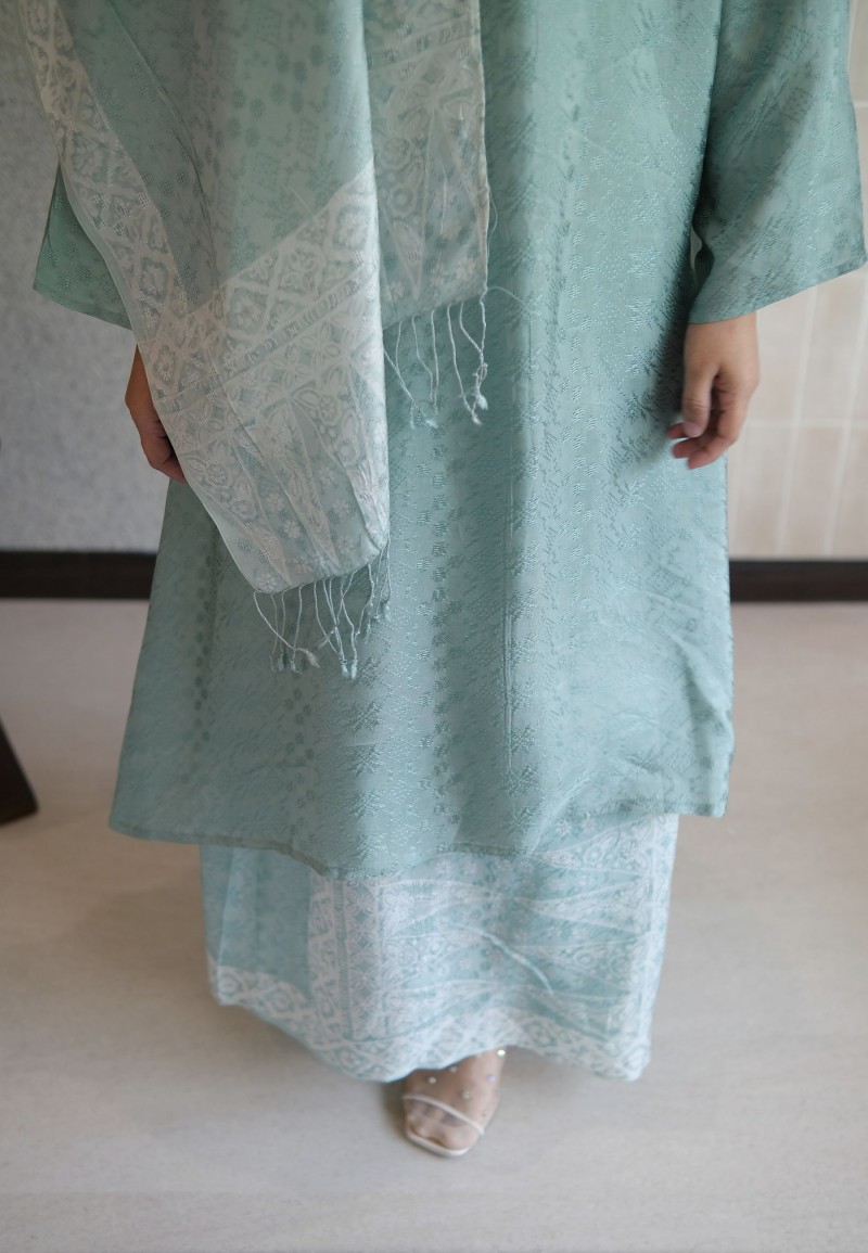 DIPTA KURUNG SET IN SAGE