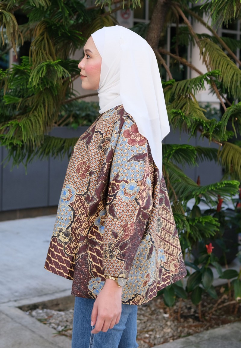 JOYCE BLOUSE BATIK IN CHOC DRIZZLE