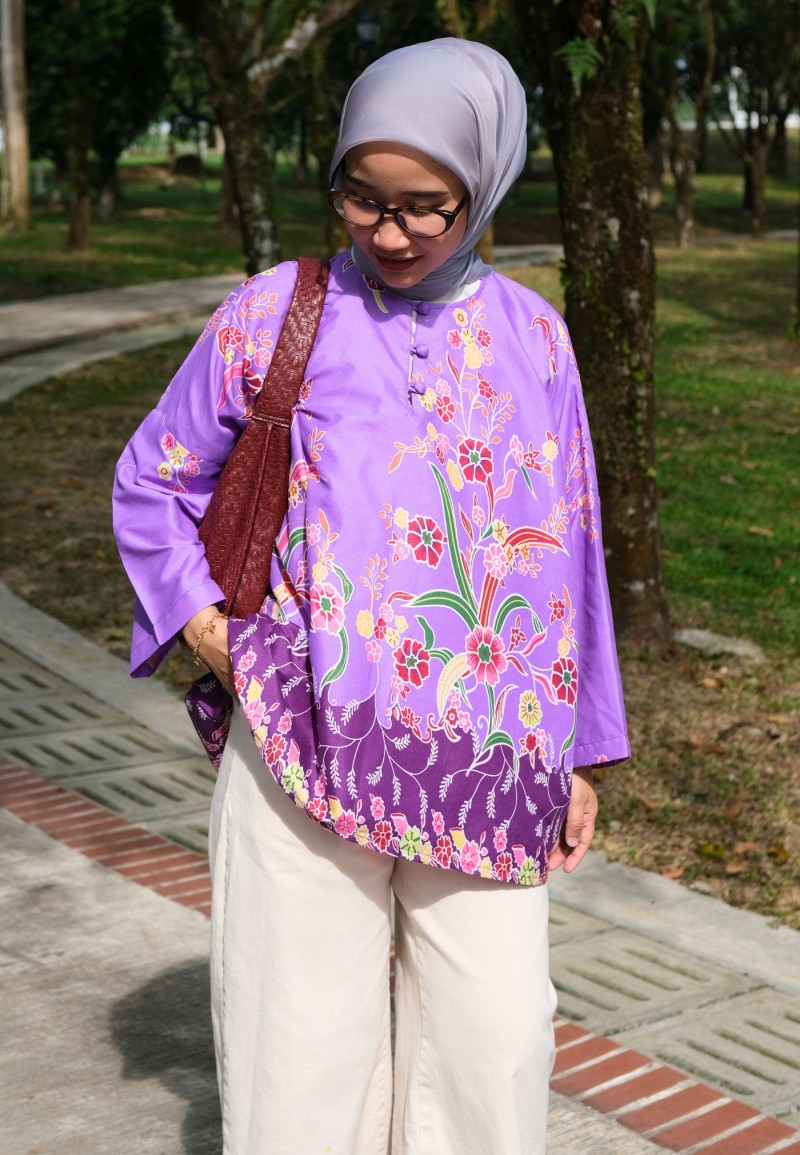 JOYCE BLOUSE BATIK 2.0 IN PASTEL PURPLE