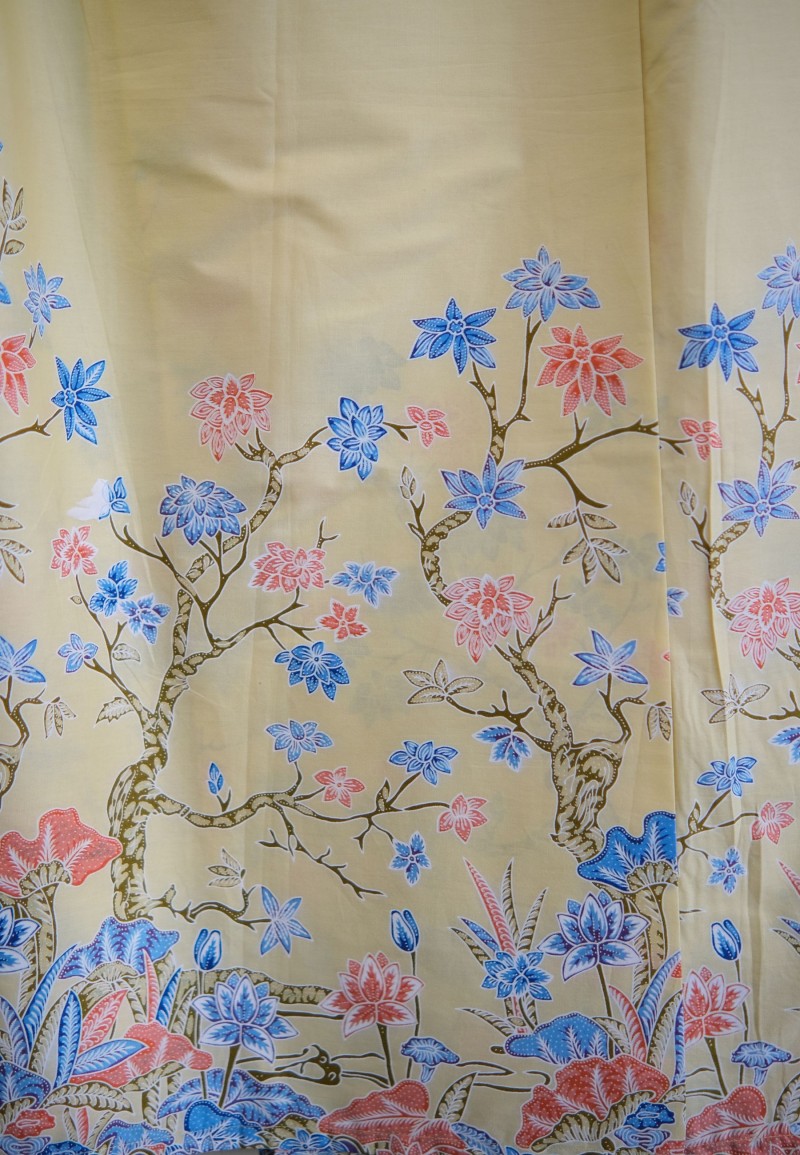 LIRA BATIK SKIRT IN CHEESE