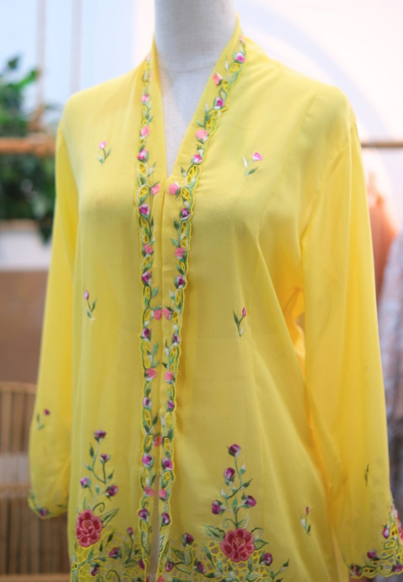NORA LONG KEBAYA TOP 2.0 IN SUNFLOWER