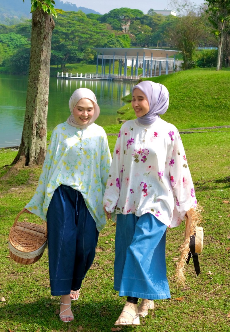 JOYCE BLOUSE IN GARDEN