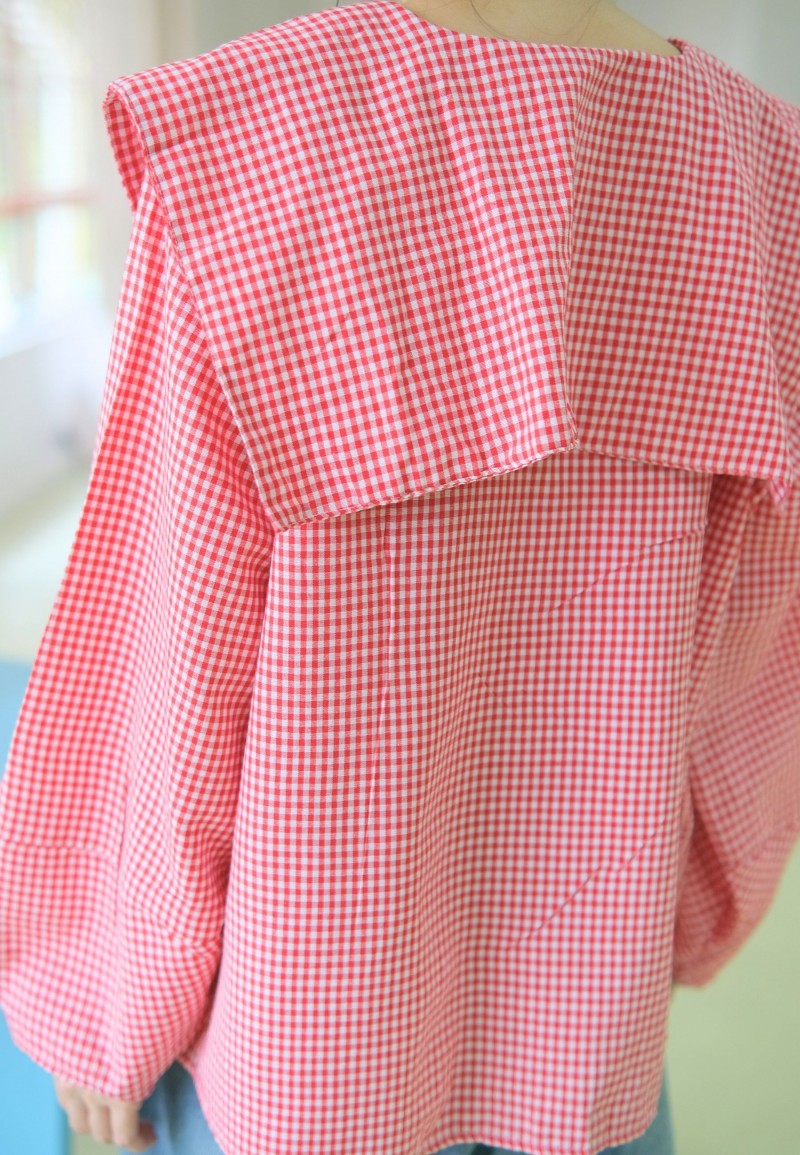 NISSY BLOUSE IN RED CHEKERED