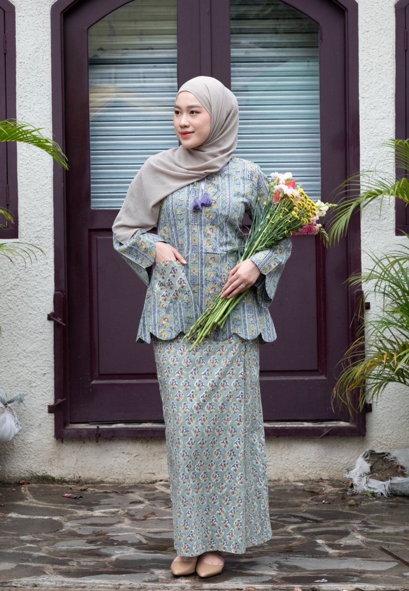 BIDASARI KEDAH IN DUSTY SAGE (PRE-ORDER)