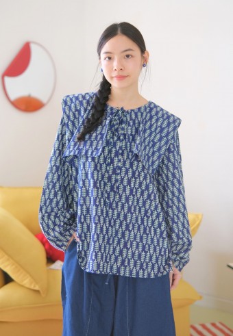 NISSY BLOUSE IN BLUE FOREST