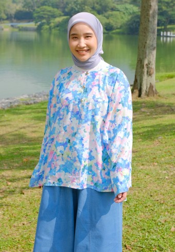 JOYCE BLOUSE IN SWEET BLUE