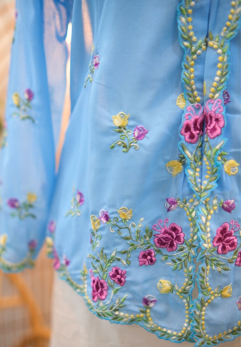 HANA KEBAYA IN WHISPY BLUE