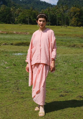 IROHA KURUNG KEDAH SET IN PEACH DUST