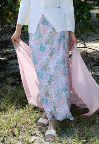 AYA LIPAT SKIRT IN LILAC GARDEN
