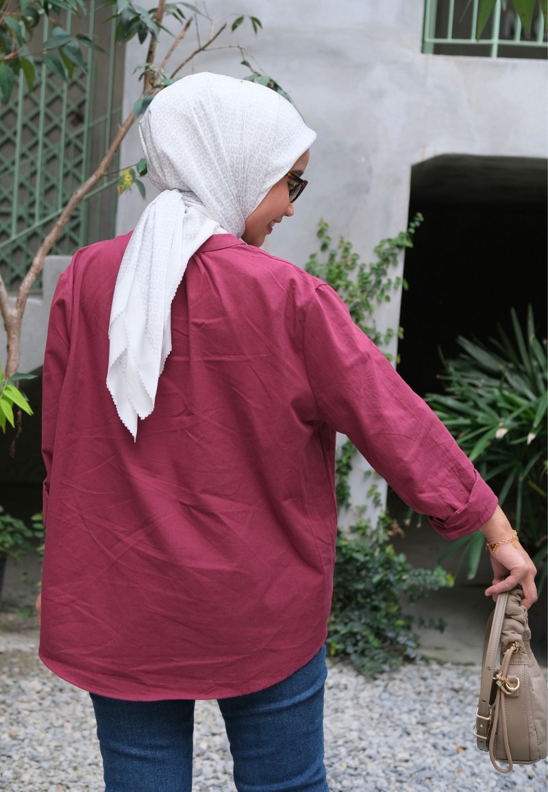 ALLY BUTTON BLOUSE IN MAROON
