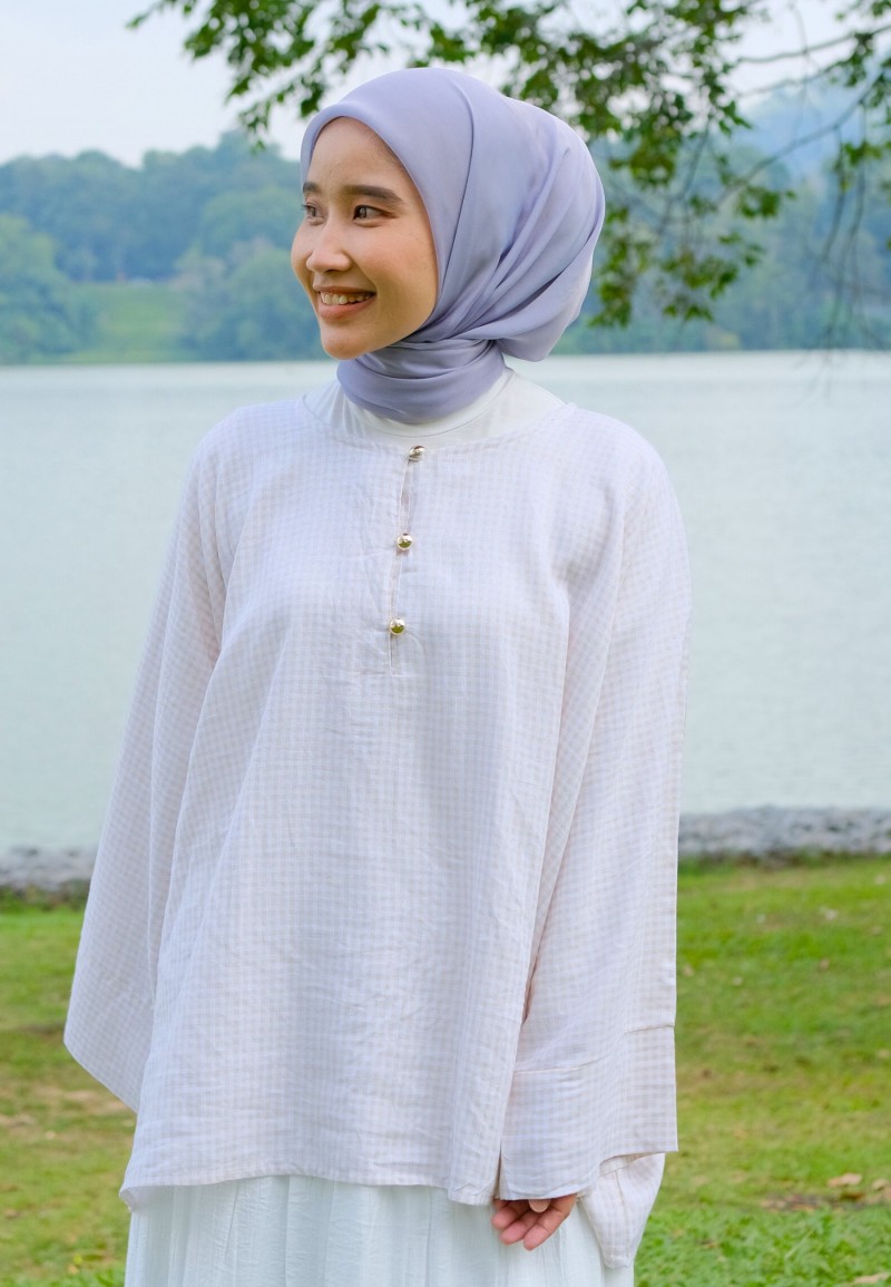 JOYCE BLOUSE IN BROWN CHEKERED