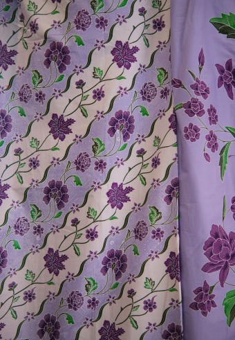 LIRA BATIK SKIRT IN LILAC BLOOM