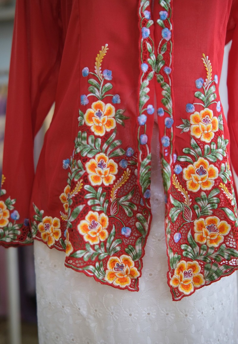 LEIA KEBAYA TOP 7.0 RUBY AMOUR