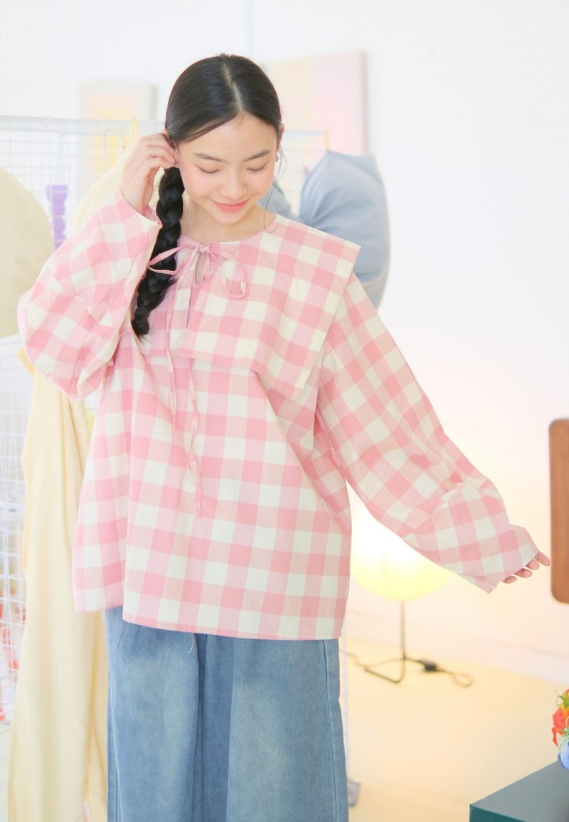 NISSY BLOUSE IN BABY PINK