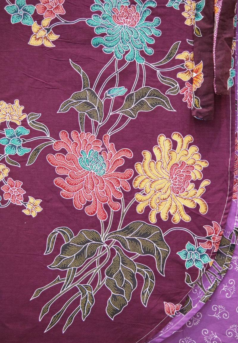 FLORA PAREO BATIK IN PALM