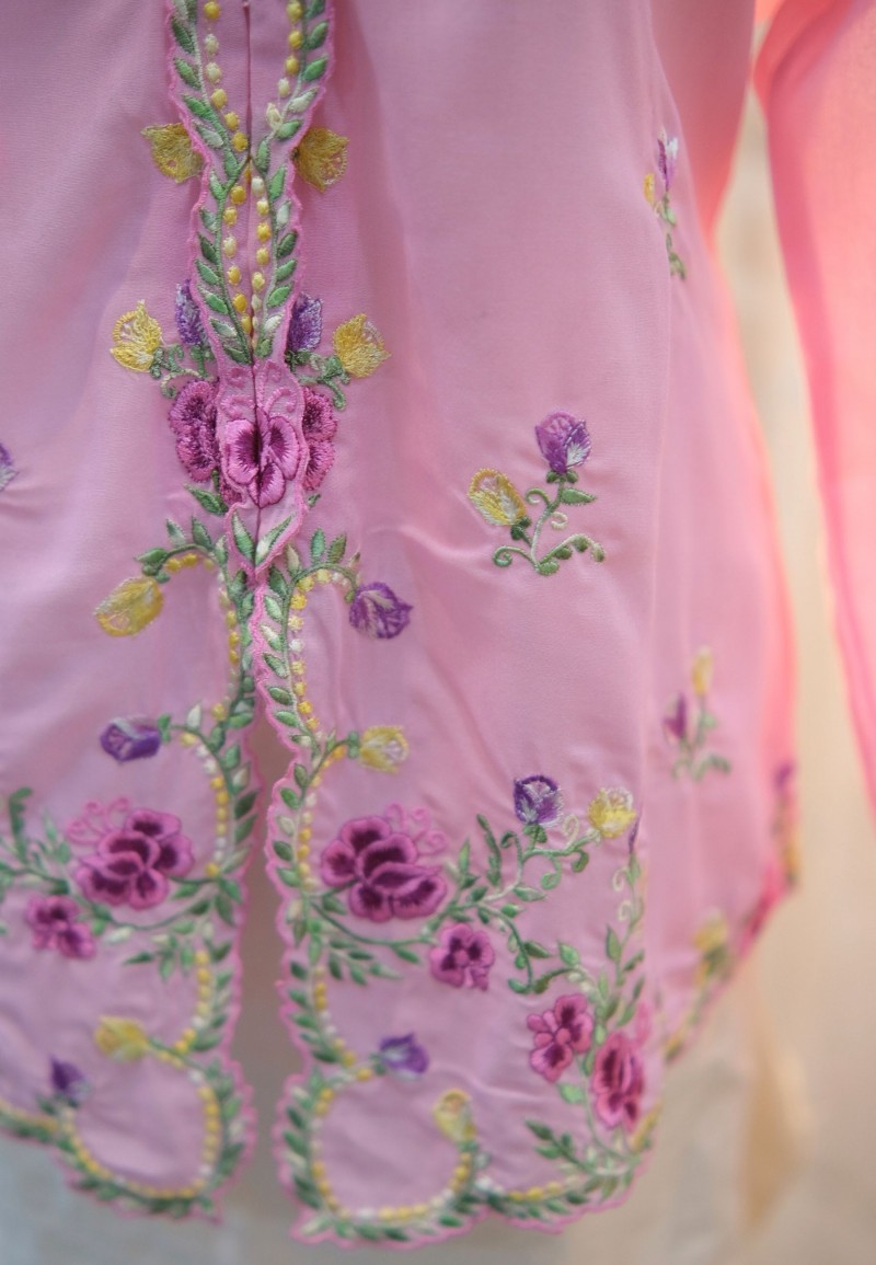 HANA KEBAYA IN SWEETY PINK