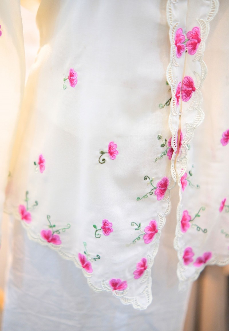 HANA KEBAYA IN SWEET FOAM