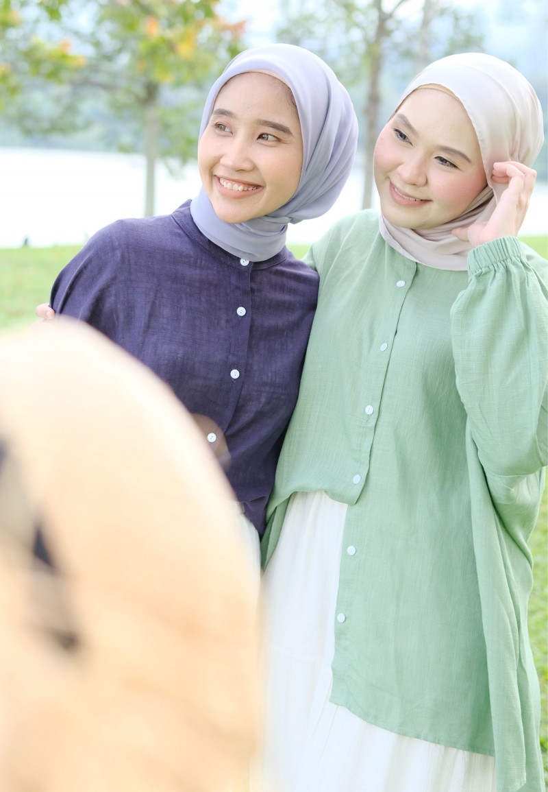 LETITIA BLOUSE IN DARK BLUE