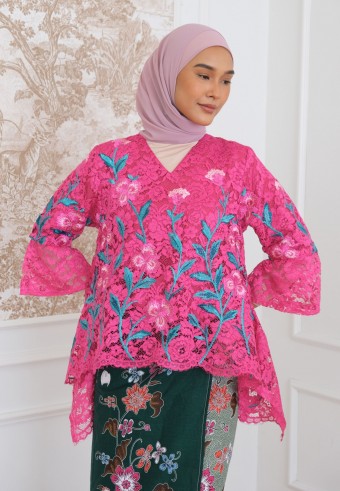 AIRI GLITTER LACE TOP IN PINK PODS