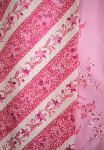 LIRA BATIK SKIRT IN BLUSH