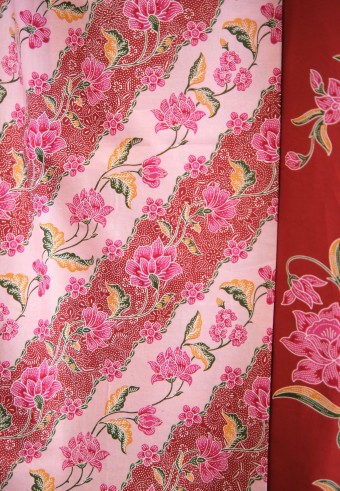 LIRA BATIK SKIRT IN RED DAHLIA