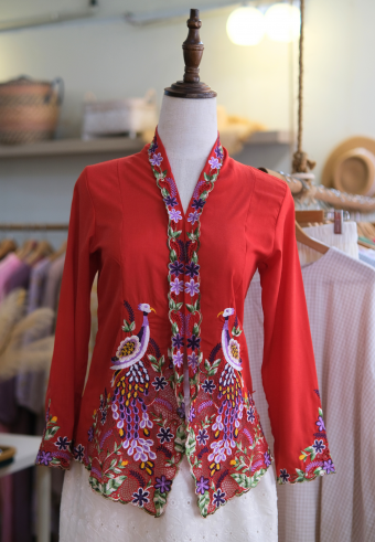 UNA KEBAYA TOP IN RED PURPLE