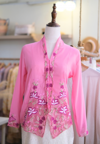 HANA KEBAYA BUTTON  TOP IN ROSE VIOLET