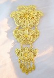 GOLD BROOCH IN FLOWER