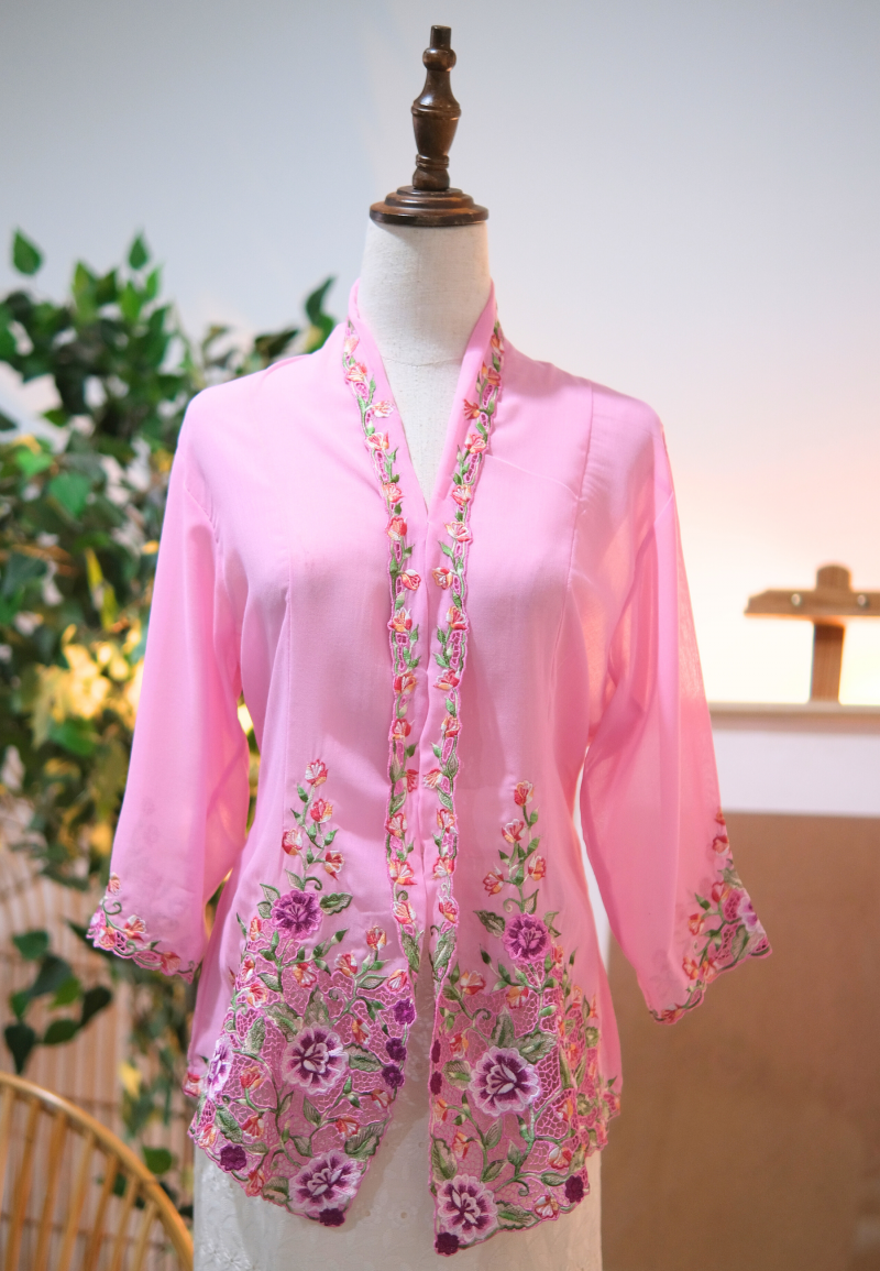 LEIA KEBAYA TOP 9.0 IN TAFFY