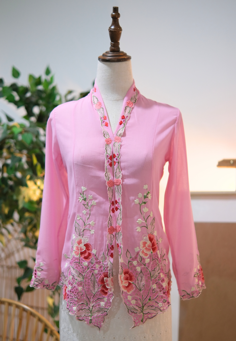 LEIA KEBAYA TOP 9.0 IN POWDER PINK