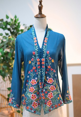 NINA KEBAYA BUTTON TOP 10.0 IN TEAL GREEN