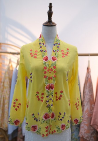 HANA KEBAYA BUTTON TOP 3.0 IN CORN