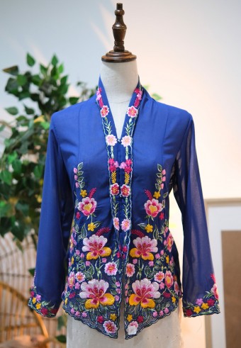 NINA KEBAYA BUTTON TOP 10.0 IN CLASSIC BLUE