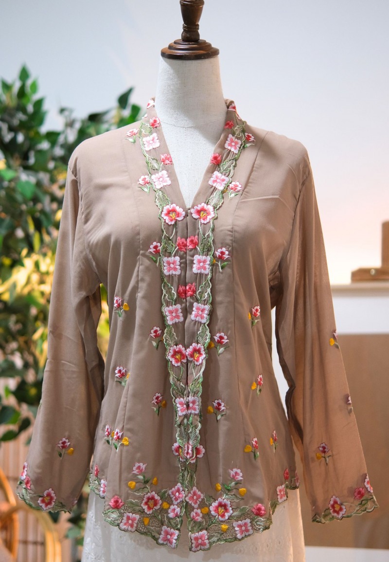 HANA KEBAYA BUTTON  TOP 2.0 IN CORTADO