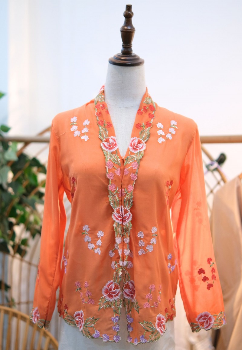 HANA KEBAYA IN ORANGE FLOWER