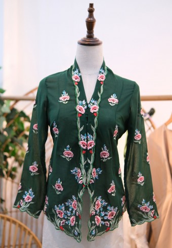 HANA KEBAYA IN SPANISH ROSE
