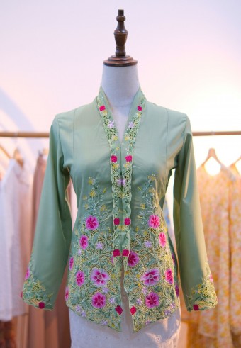 ARIA KEBAYA TOP  IN DUSTY GREEN