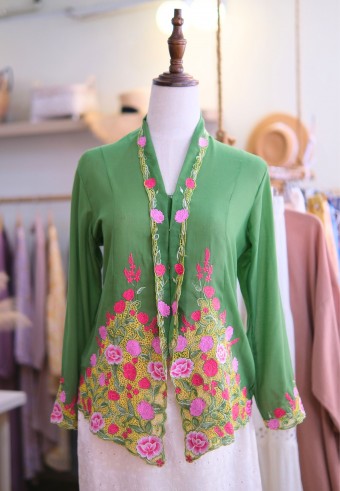 NINA KEBAYA 6.0 BUTTON TOP IN TREETOP